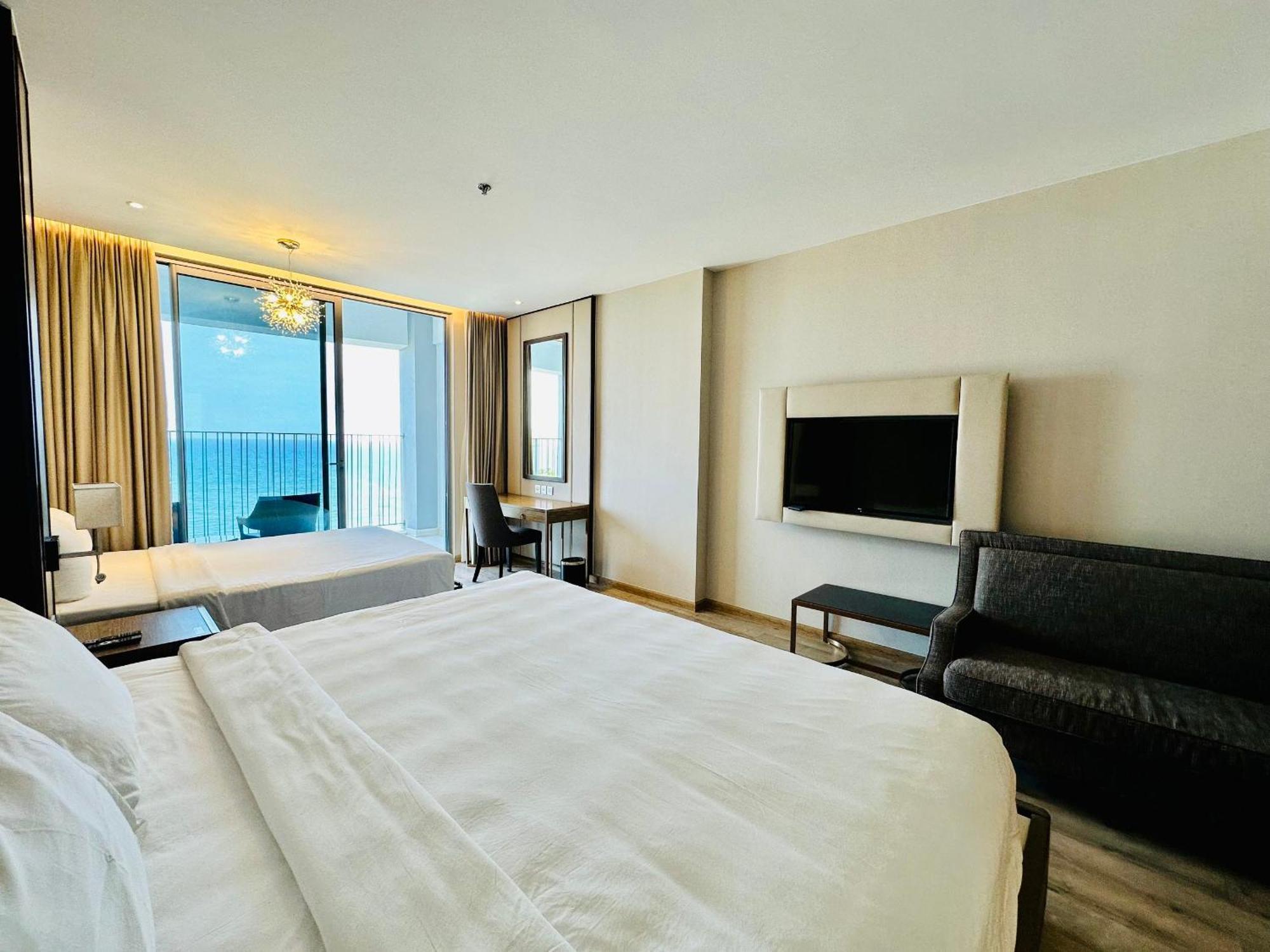 Jk.Boutique Oceanfront Panorama Residence Nha Trang Exterior photo